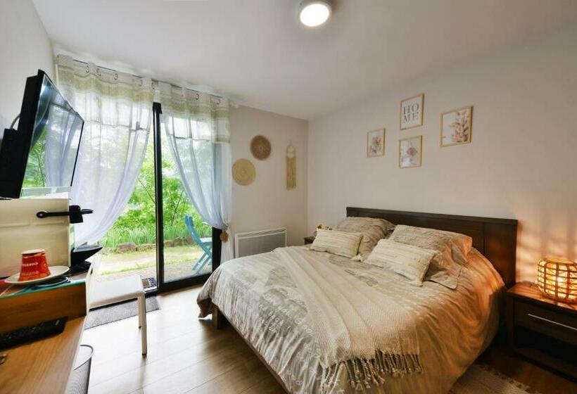 ペンション Chambres Et Table D Hotes Du Calvaire