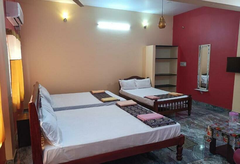 פנסיון Guru Residency Pondicherry
