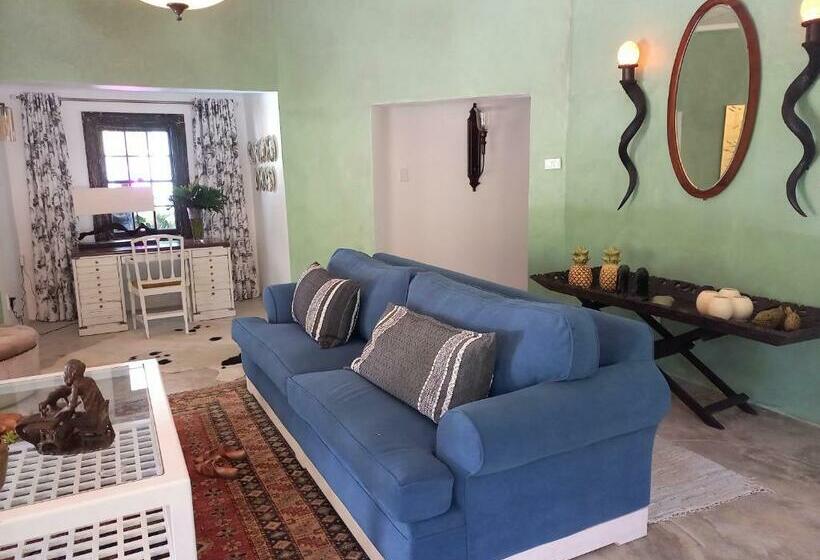 פנסיון Ocean Blue Suite  Villa Roc Guesthouse