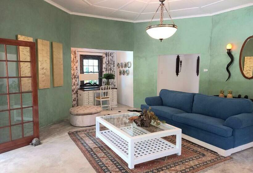 פנסיון Ocean Blue Suite  Villa Roc Guesthouse