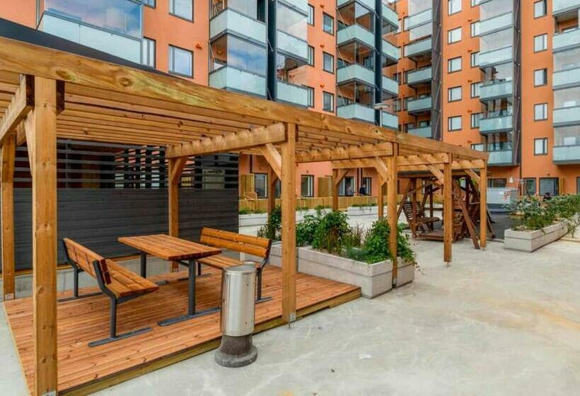 New Center Sity Home