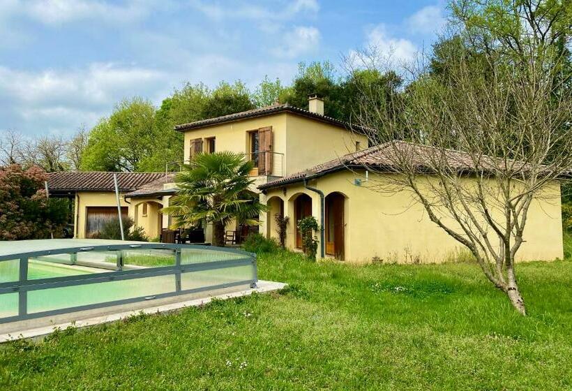 Villa De La Croix De La Main