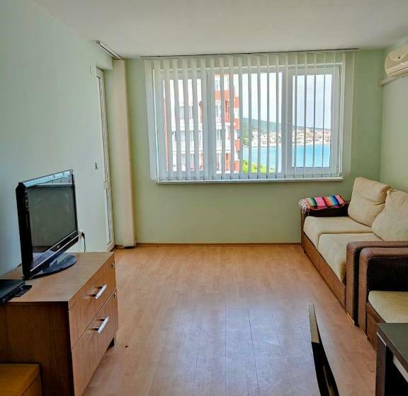 частни апартаменти за гости панорама бийч форд нокс