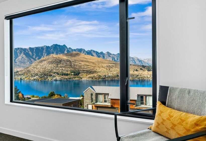 1 St Marks By Staysouth