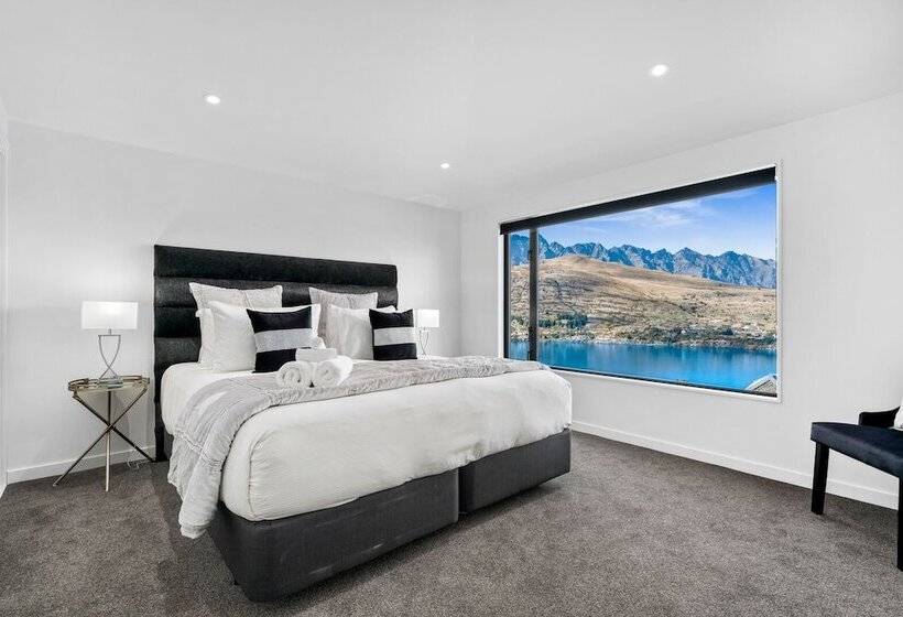 1 St Marks By Staysouth