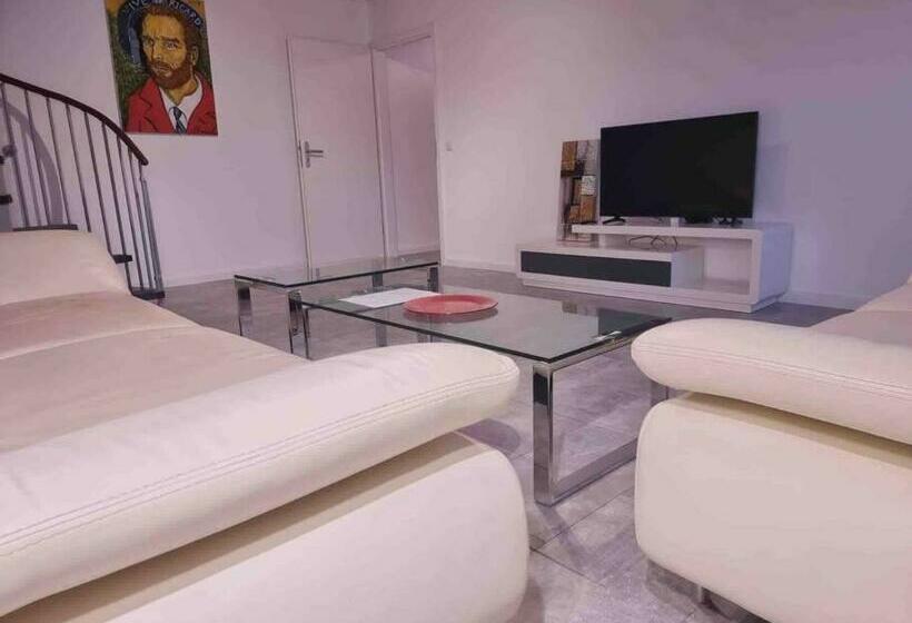 B01 Apartment Between Cologne & Bonn With Nature Access