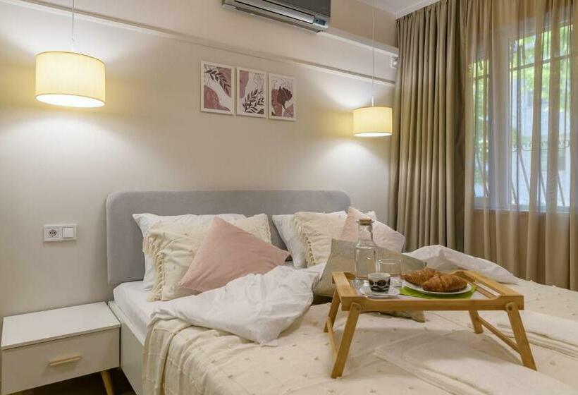 Black Sea Dolphin Apartment