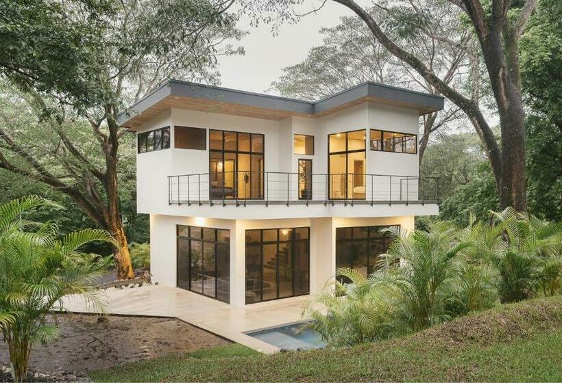 Casa Arcilla New Listing