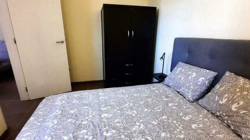 Country House With Shared Pool And Views