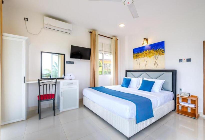 Отель Queens Mount Ridge