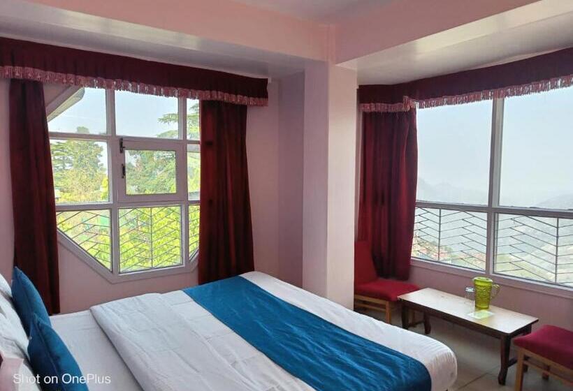 هتل The Krishna Boho Near Mall Road