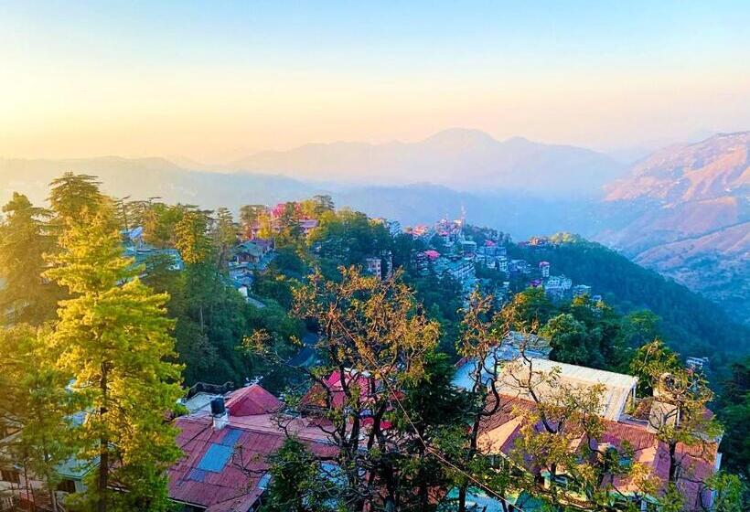 هتل The Krishna Boho Near Mall Road