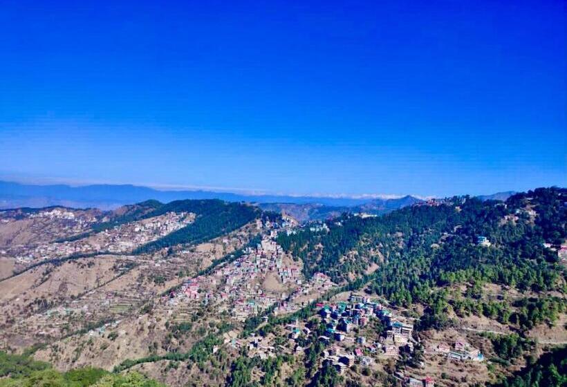 هتل The Krishna Boho Near Mall Road