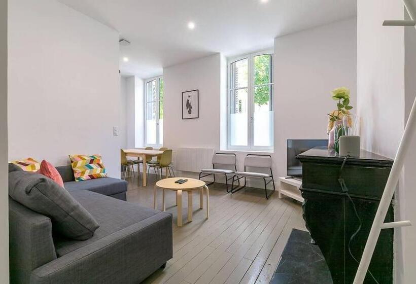 Le Graine De Moutarde