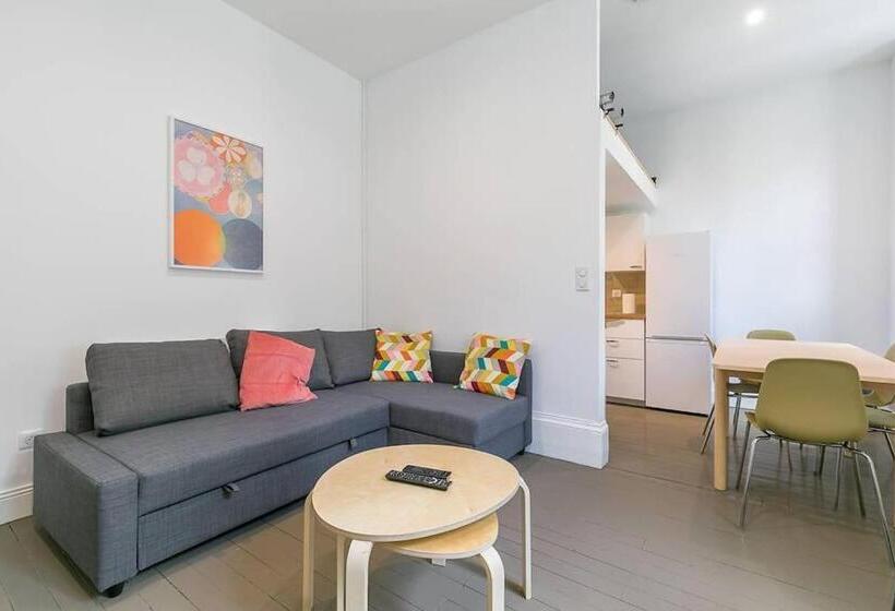 Le Graine De Moutarde