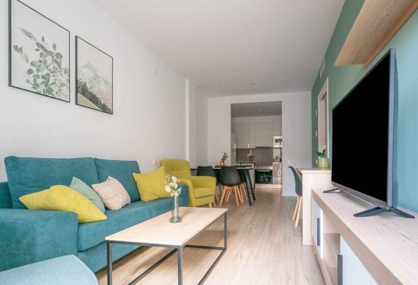 Limehome Barcelona Carrer De Besalú 90