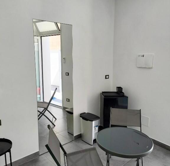 پانسیون B&b Leo