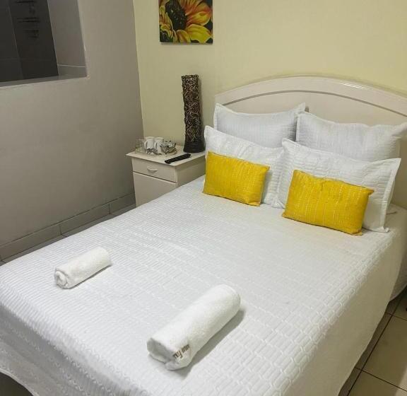 膳宿费 Triple T Guest House