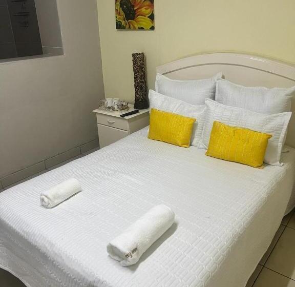 膳宿费 Triple T Guest House