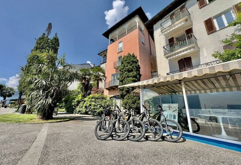 Swiss Blue Residence. Apartment Lake Paradise