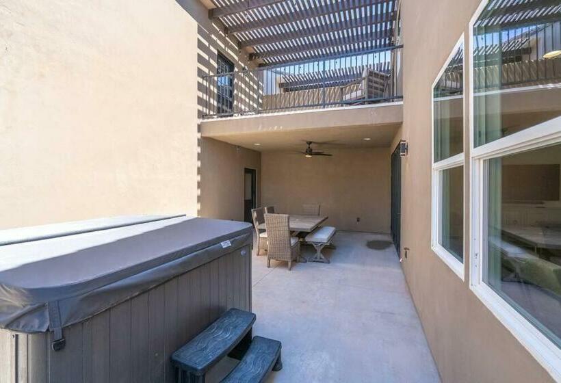 The Latitude Adjustment, Located Close To Golf,sand Dunes, Reservoir & National Parks