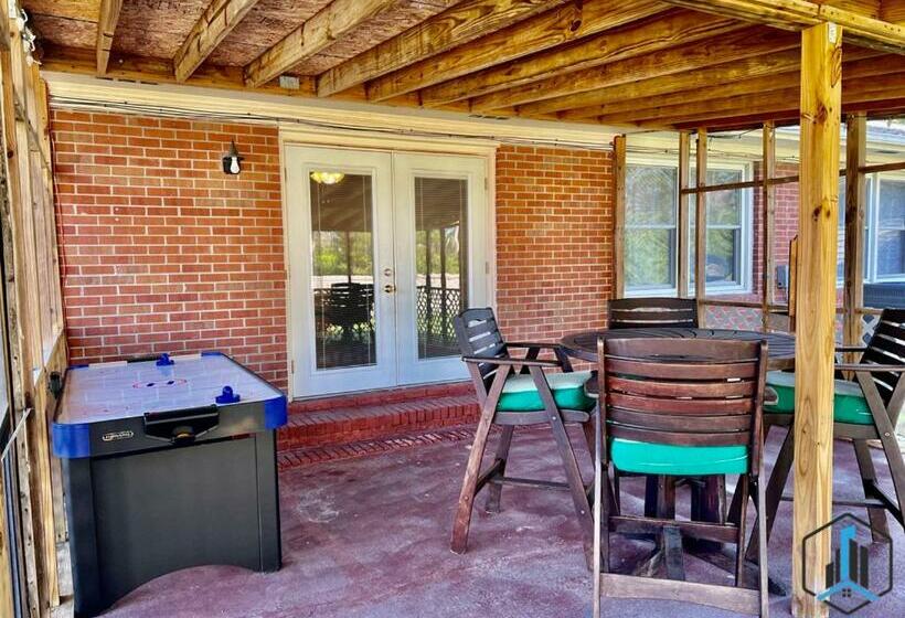 Up Entire House 3 Bd, 2 Bth 3 Min To Usmc, Cp Nc