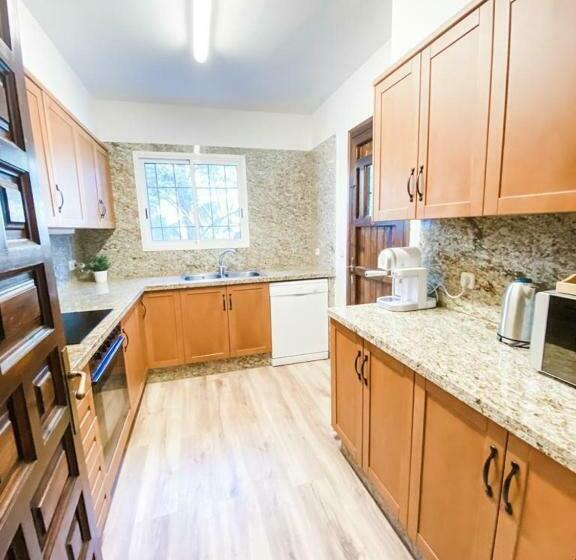 Villa En El Golf Costa Brava A 5 Min De La Playa