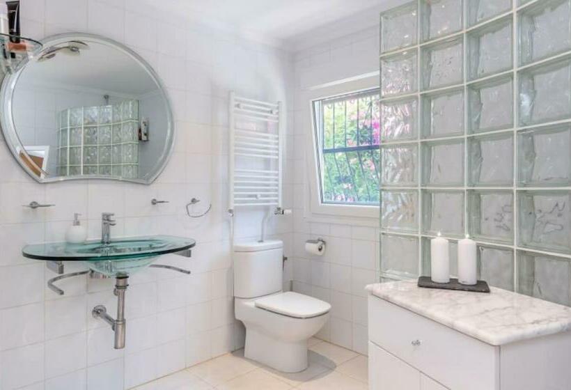 Villa In Ciudad Quesada