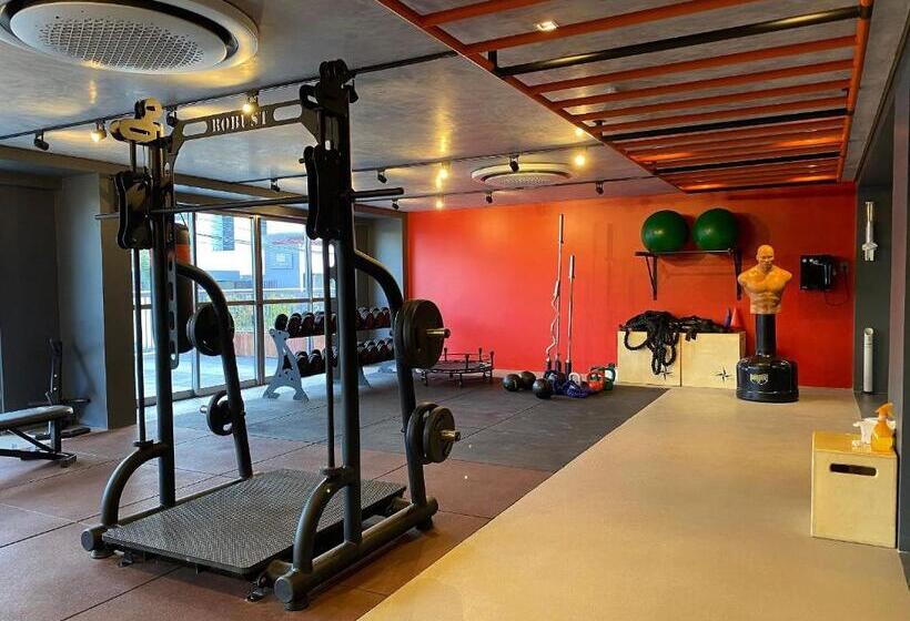 Bela Hospedagem   Design E Conforto No Box 150