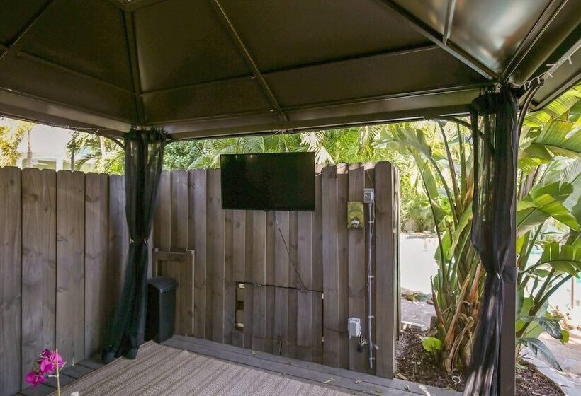 Flaglers Oasis By Avantstay Private Pool In Key West Month Long Stays Only