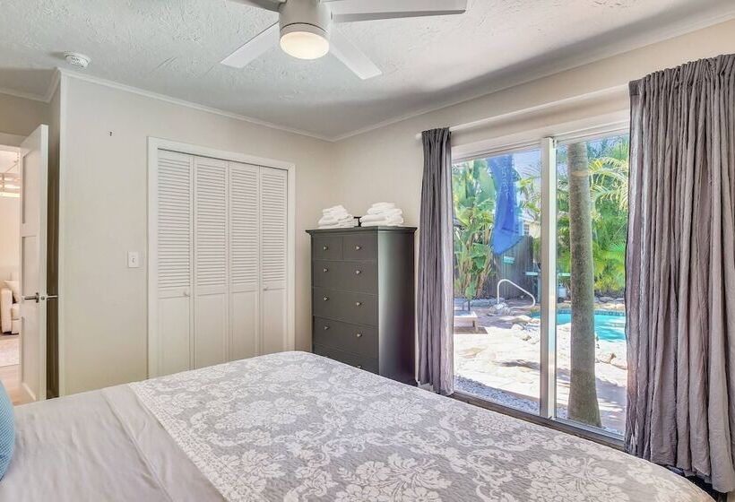 Flaglers Oasis By Avantstay Private Pool In Key West Month Long Stays Only