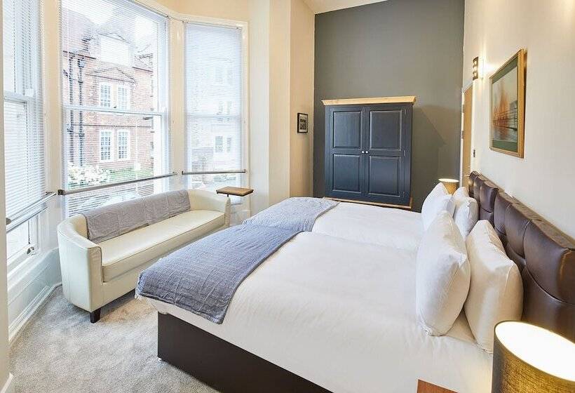 Host & Stay   Three Bays