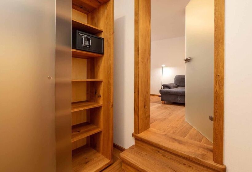 Отель Garni Zum Schwan