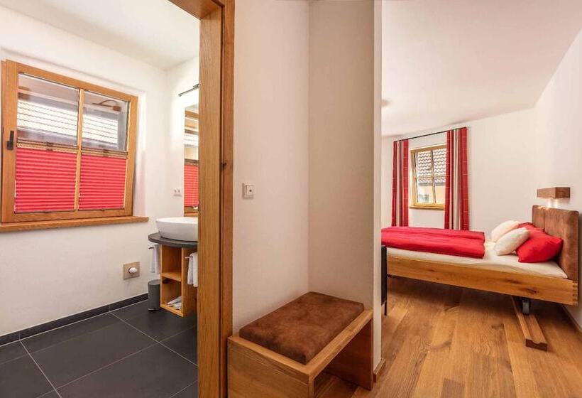 Отель Garni Zum Schwan