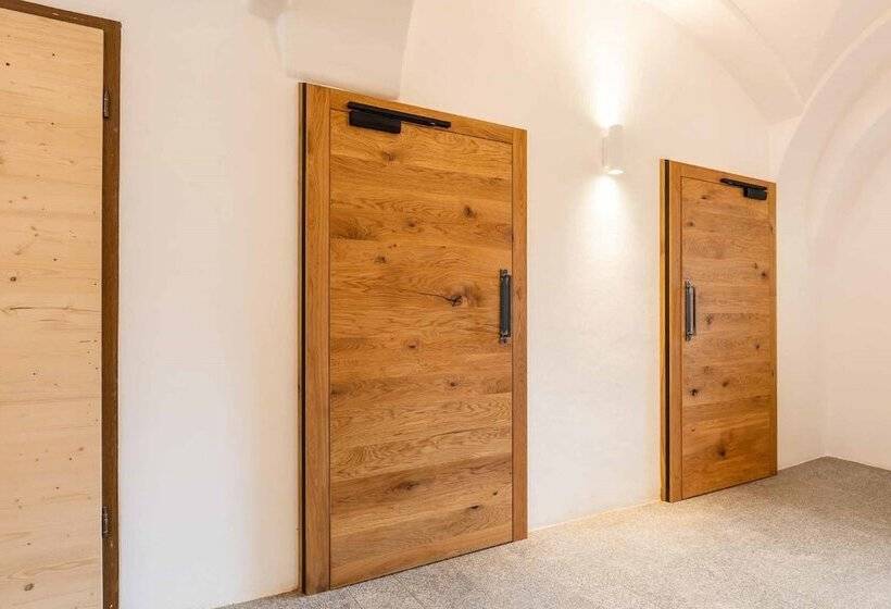 Отель Garni Zum Schwan