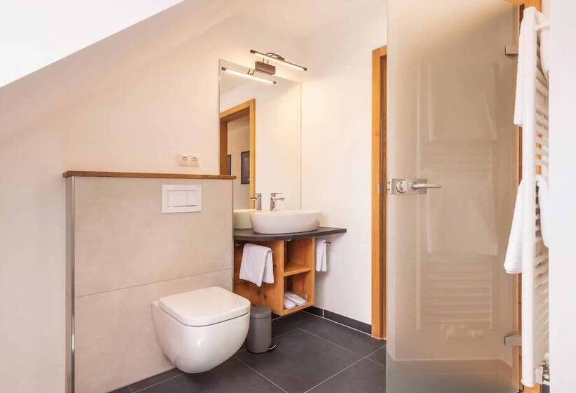 Отель Garni Zum Schwan