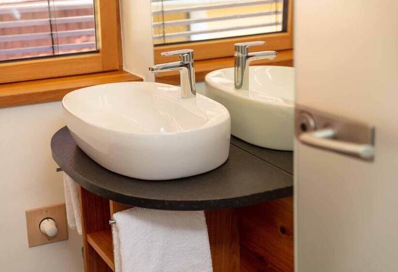 Отель Garni Zum Schwan