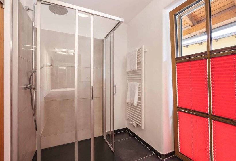 Отель Garni Zum Schwan