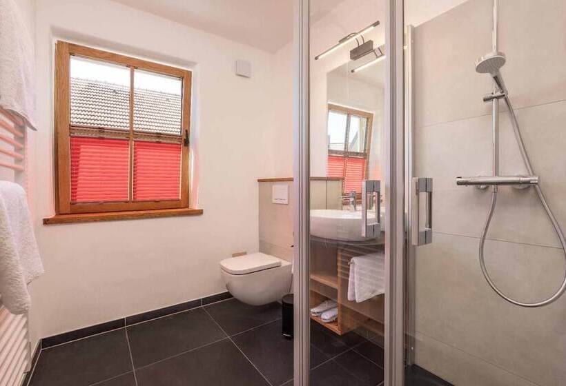 Отель Garni Zum Schwan