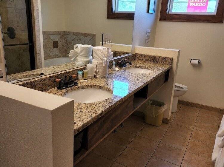 ホテル The Inn At Shady Lawn