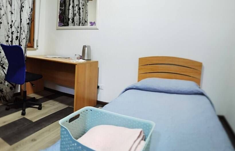 Пансион Angela Home Rooms