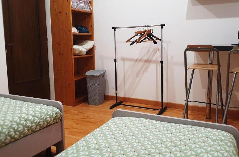 Пансион Angela Home Rooms