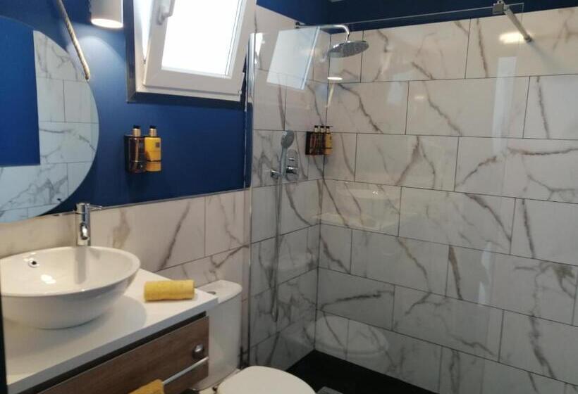 بنسيون Chabela S Water Wall