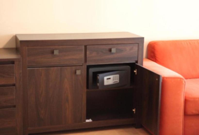 1000 Home Apartments