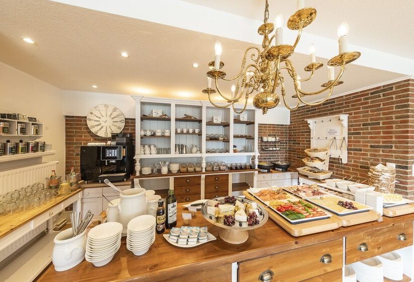 ベッドアンドブレックファースト Das Kleine Glück   Adults Only