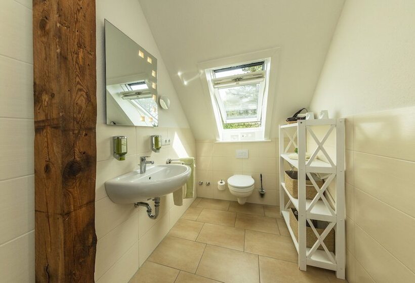 ベッドアンドブレックファースト Das Kleine Glück   Adults Only