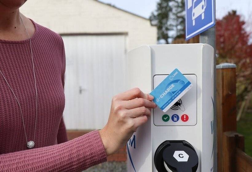 ベッドアンドブレックファースト Das Kleine Glück   Adults Only