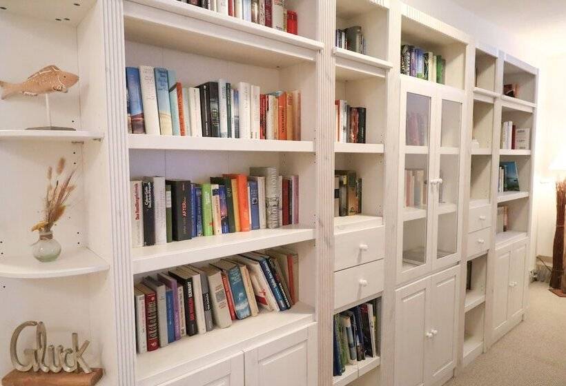 ベッドアンドブレックファースト Das Kleine Glück   Adults Only