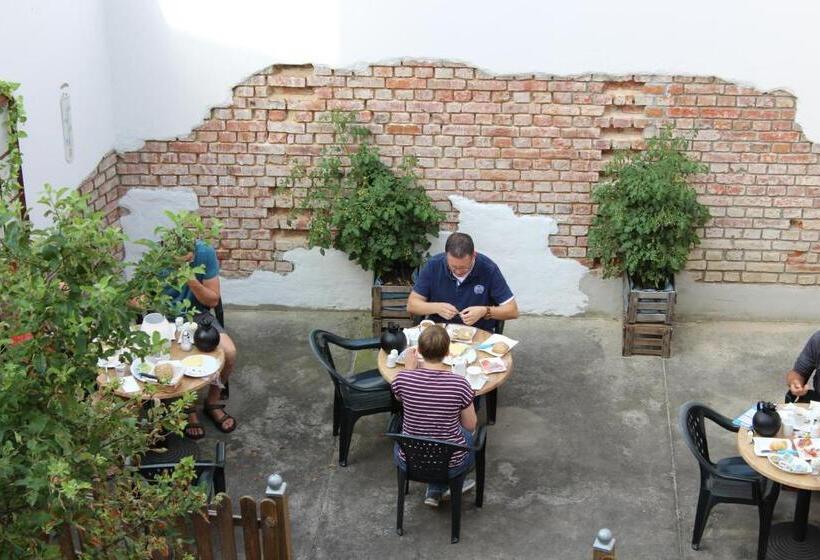 فندق Albena   Garni