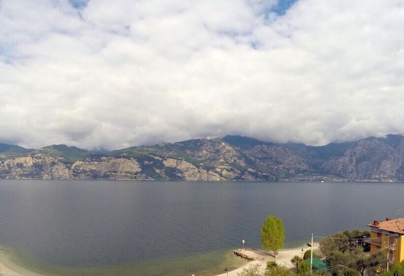 Отель Albergo Villa Edera